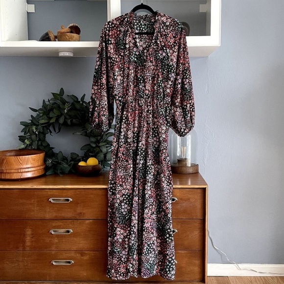 Zara Floral Print Full Length V-Neck Jumpsuit Size L - Picture 4 of 9